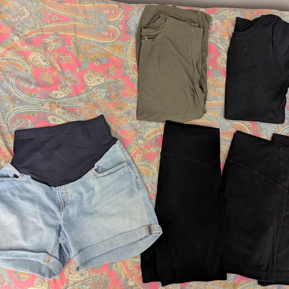 Maternity Shorts Bundle, Size Medium
